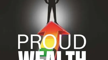 Business coach Gregory True standing with a house icon, symbolizing wealth and independence.